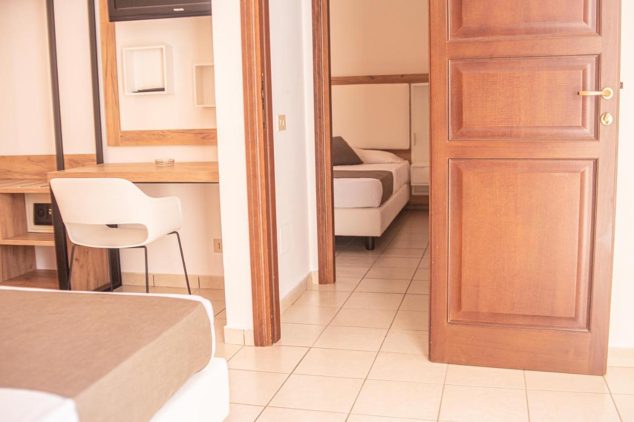 Al Paradise Hotel